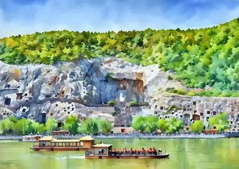 Спокойный ландшафт реки Лунмэнь с лодками