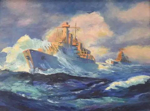 煙が立ち込める空の下、荒れた海を進む灰色の第二次世界大戦の戦艦を描いた油彩画