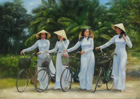 白いアオザイを着た4人のベトナム人女性が森の小道を自転車を押して歩く油絵